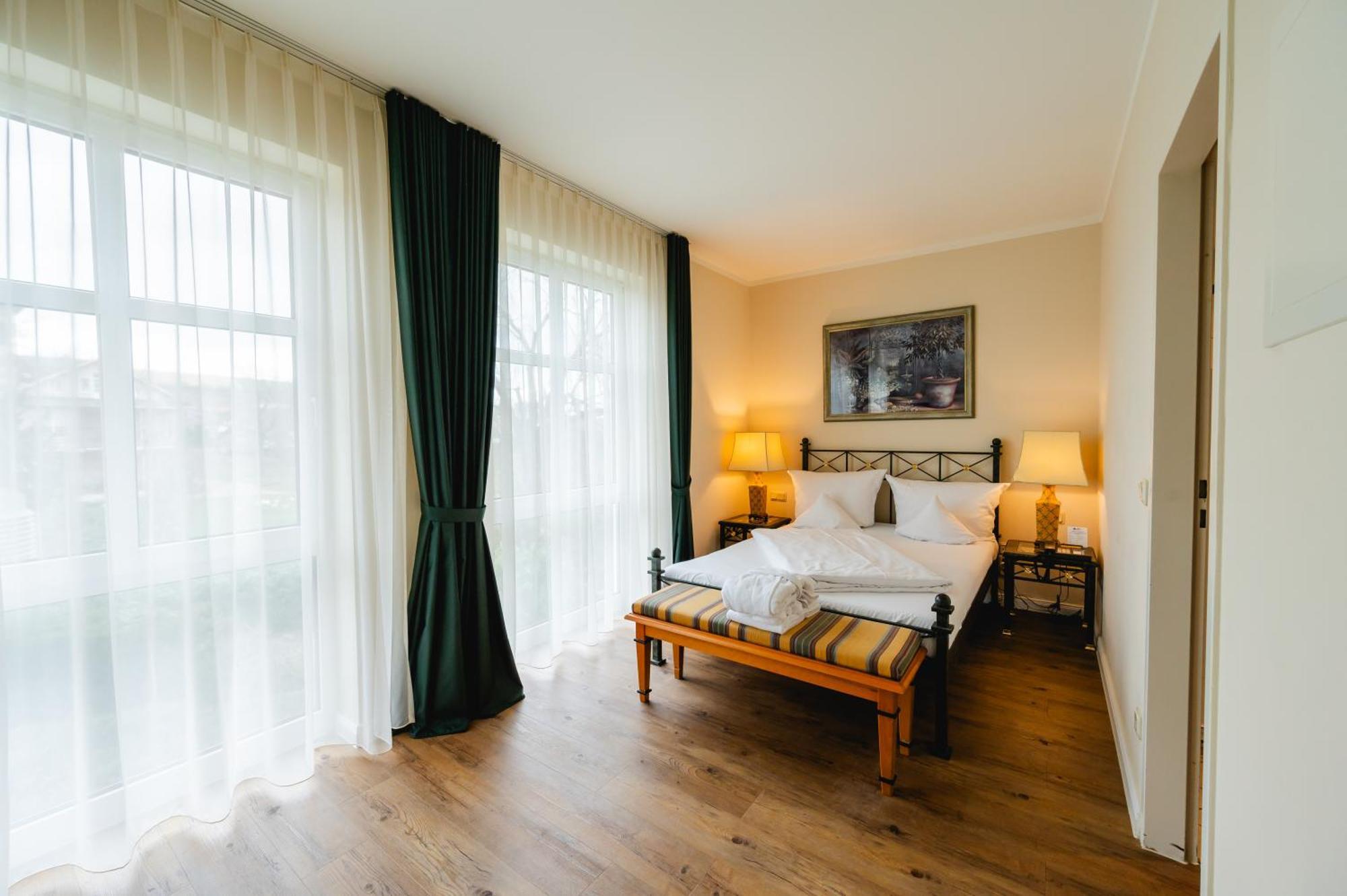 Best Western Wein- Und Parkhotel Нирштайн Экстерьер фото