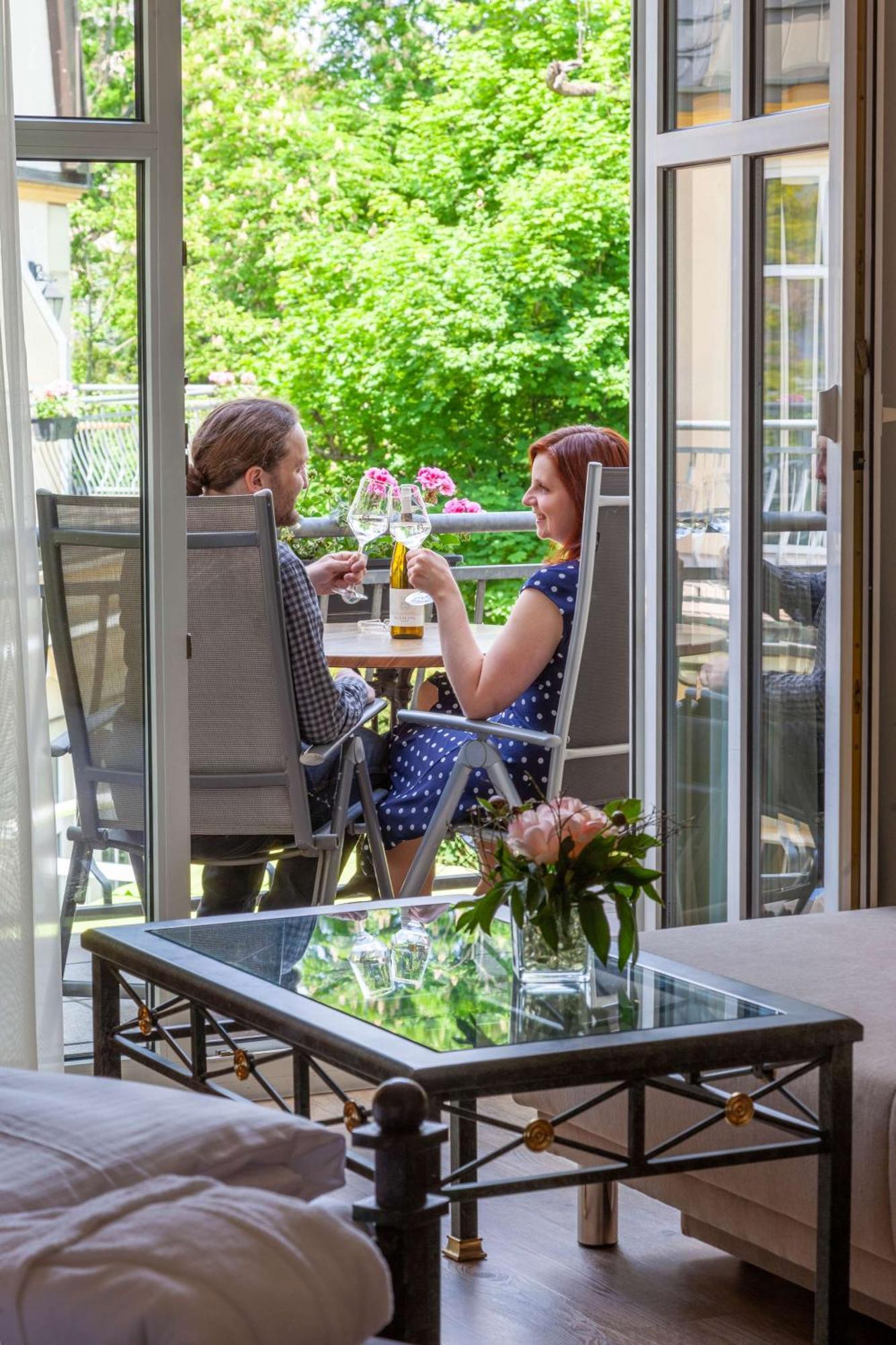 Best Western Wein- Und Parkhotel Нирштайн Экстерьер фото